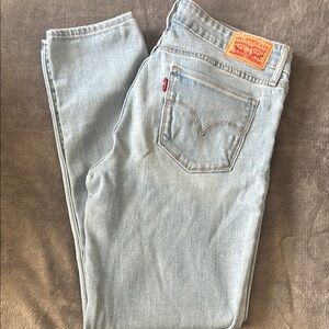 Levi's women’s light blue jeans